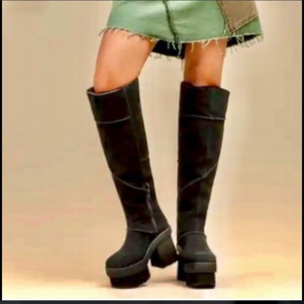 NWOT UGG (10) Heights Overknee Platform Xtra Boot